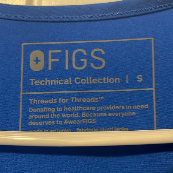 COPY - Size small figs scrubs top - Picture 2 of 2